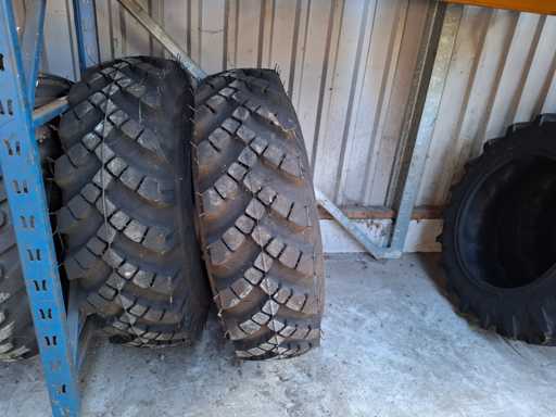 Agricultural tire loader 370-508/1400-20 on rims 8 holes NEW 2x