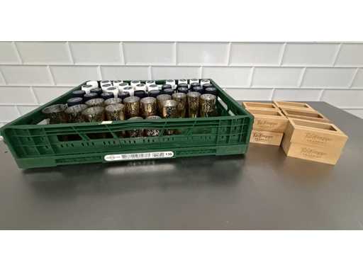 Lot de divers fournitures de table