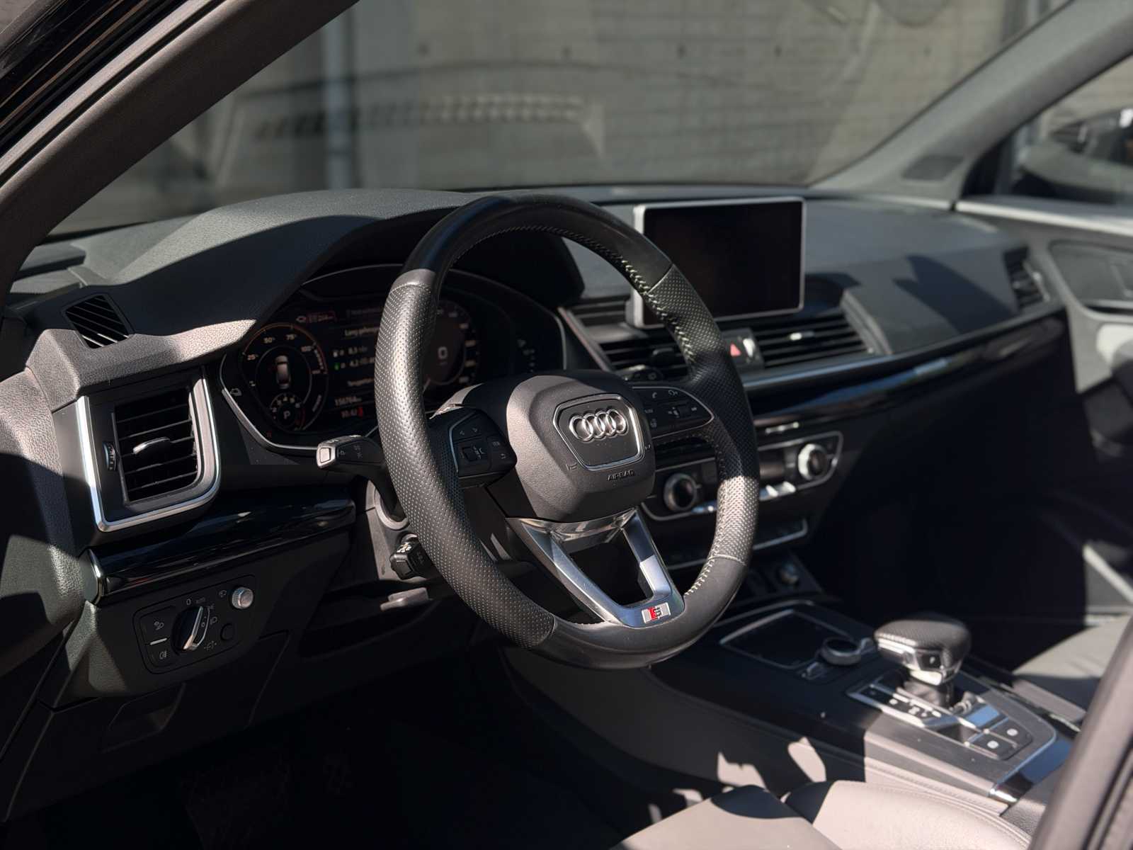 Audi Q5 55 TFSI e quattro Competition 367pk 2020, HFZ-38-V