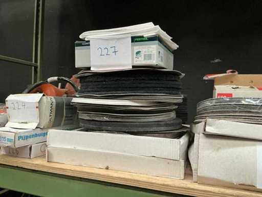 Party sanding and polishing discs