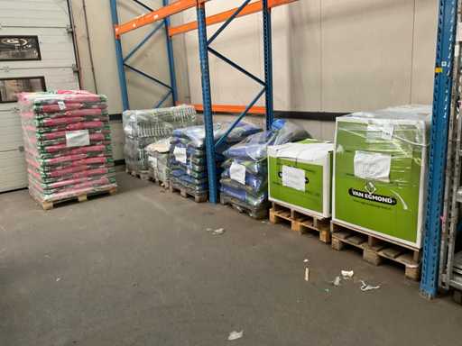 Batch of potting soil (7x)