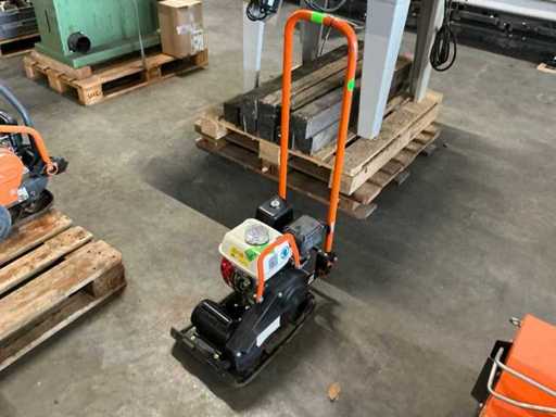 2020 AMMANN APF 1030 Plate Compactor