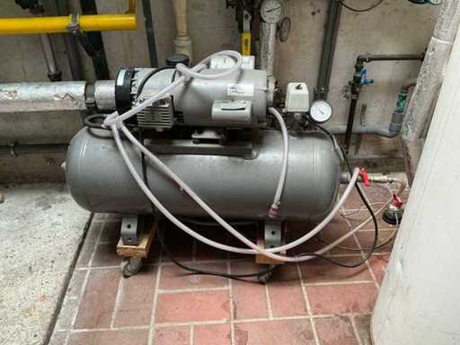 Thomas GH-610B Air Compressor