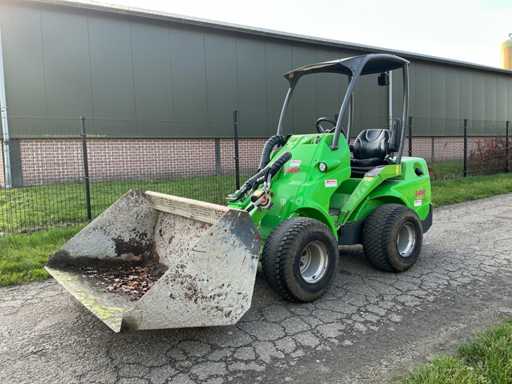 2017 Avant M630 Shovel