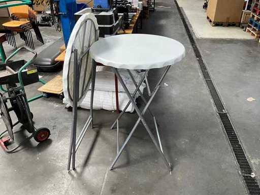 Crown Cap Bar Table (2x)