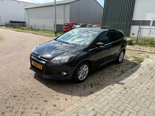 Ford Focus Kombi 1.6 EcoB. Bearbeiten Plus , 3-XKN-76