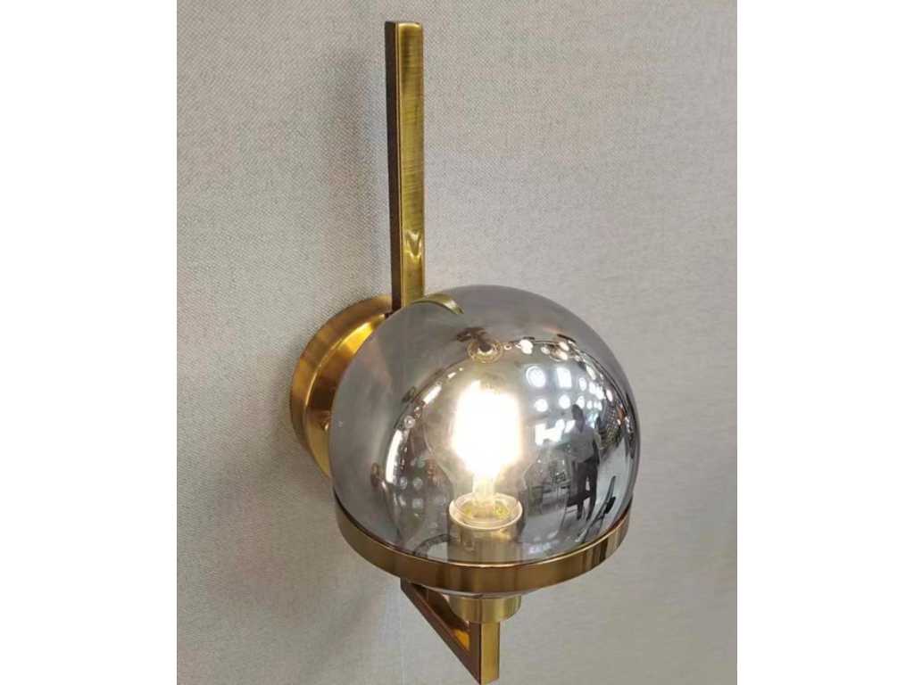 Wandlamp met bol - 1