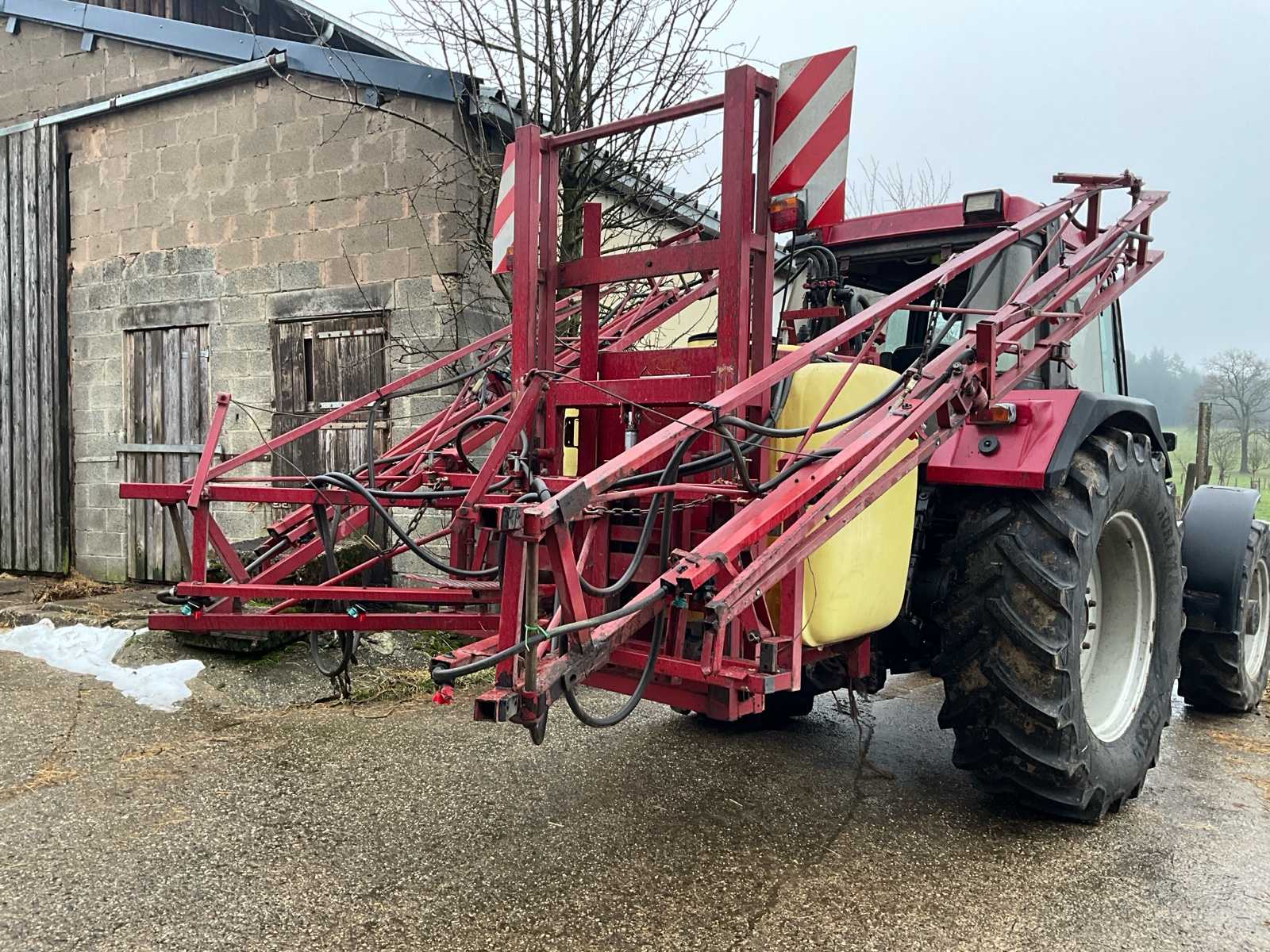 Hardi LX800 15 meter sprayer