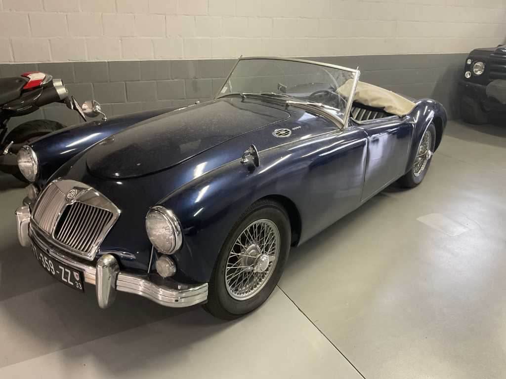 1961 MG coupe cabriolet MGA1600 Oldtimer
