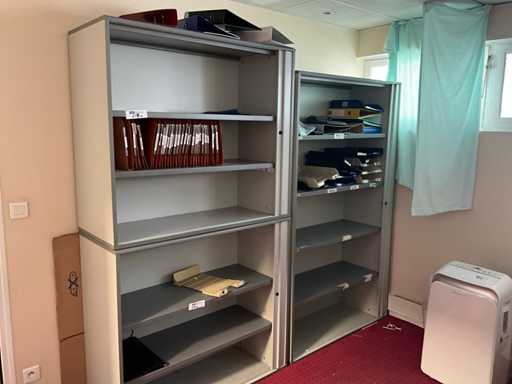 Set van 3 gordijnkasten