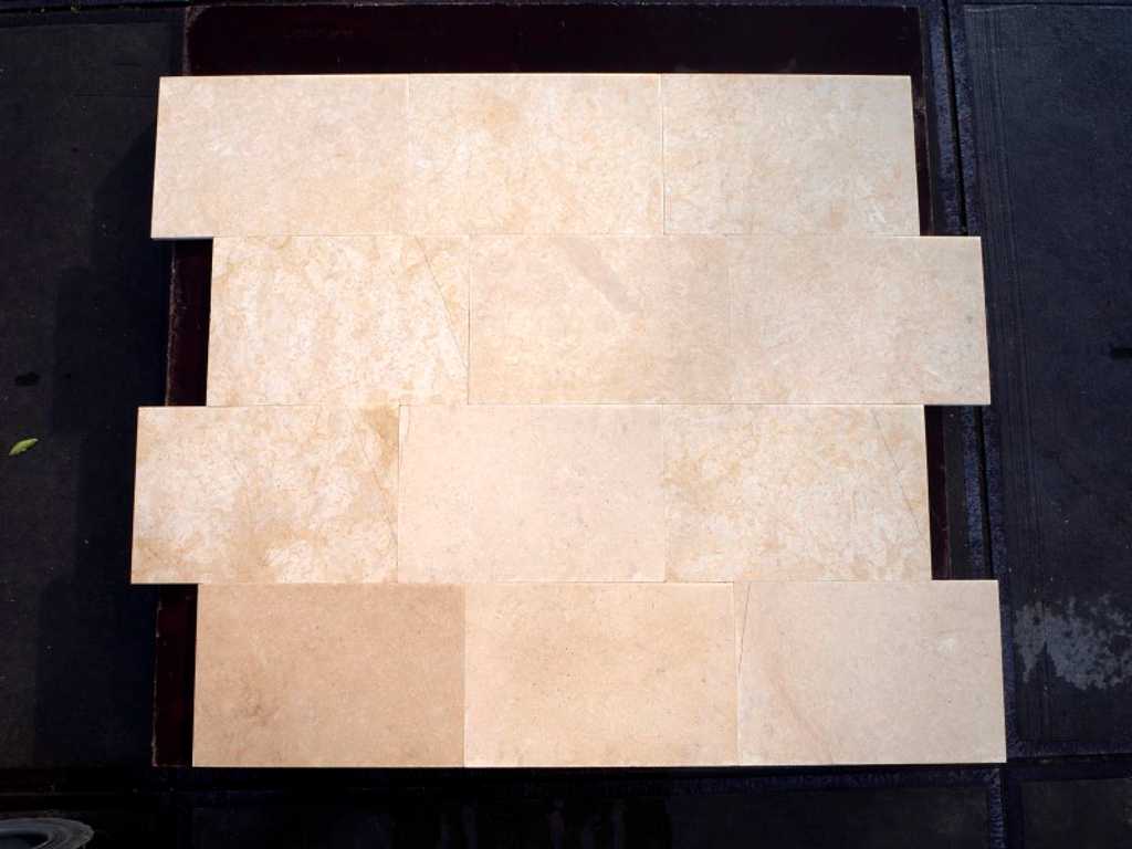 Natural stone tiles for indoor use 23m²