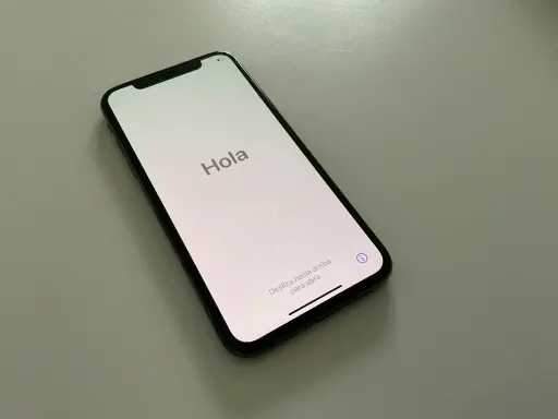 Apple iPhone XS Smartphone