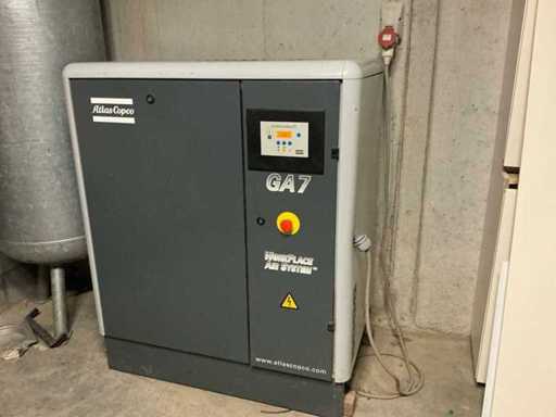 2004 Atlas Copco GA7 Schroefcompressor