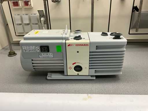 Edwards RV12 Vacuümpomp