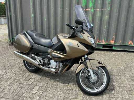 Honda Tour NT 700 Deauville ABS Motorcycle 2006