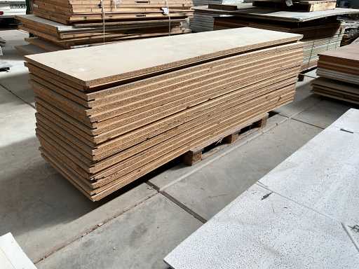 Rafturi din Parcul din Aglomerat