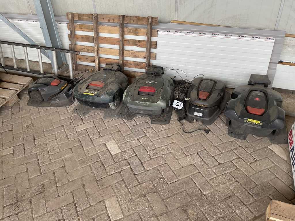 Robotic lawnmower (5x)