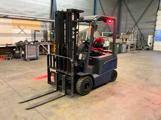 2017 BYD ECB25B Carrello elevatore