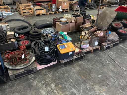 Lot d’équipements d’atelier