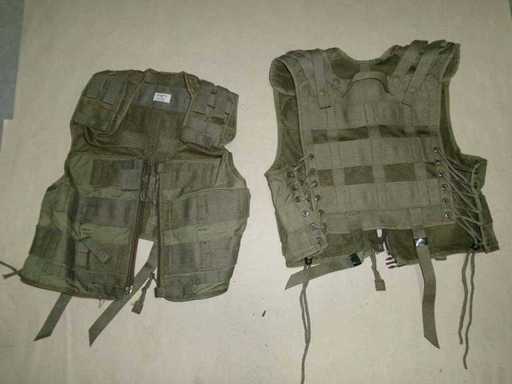 Veste de combat ÖBH, olive, défectueuse, dans une boîte en bois (G2) (30x)