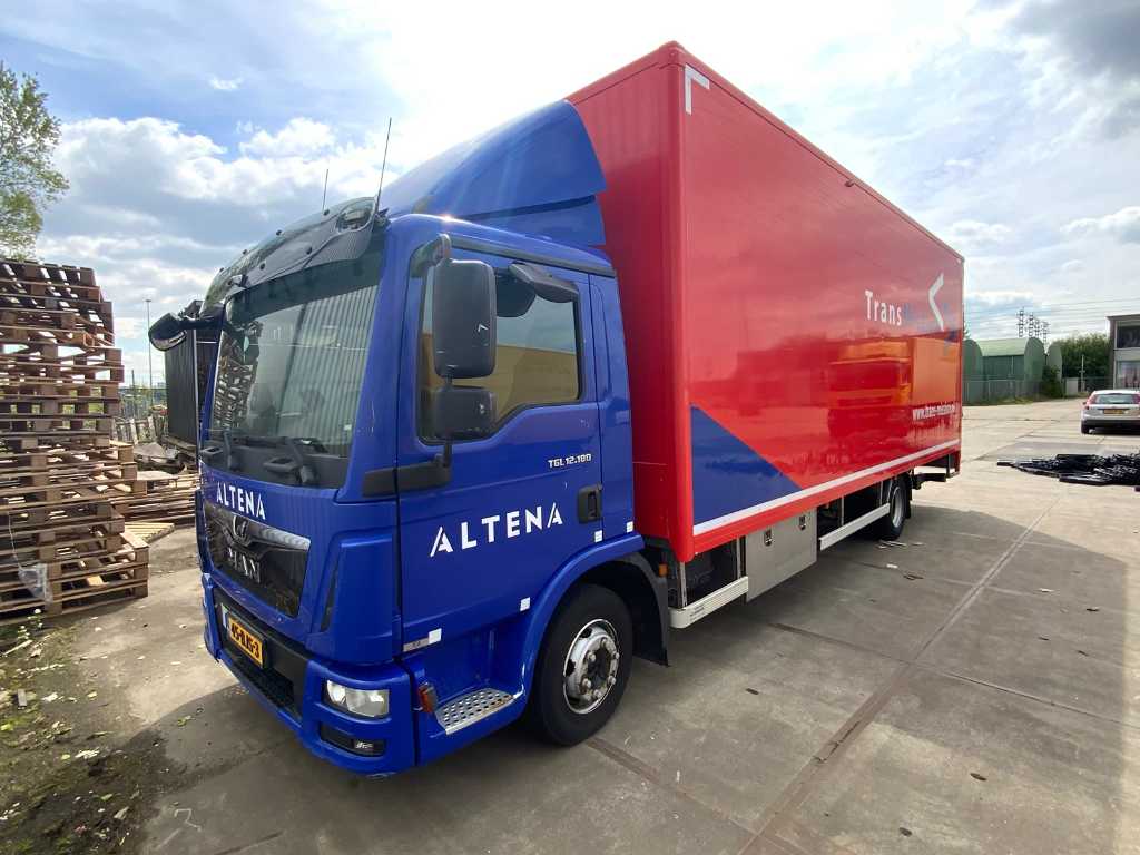 MAN - TGL 12.180 - Rigid truck with tail lift - 2017