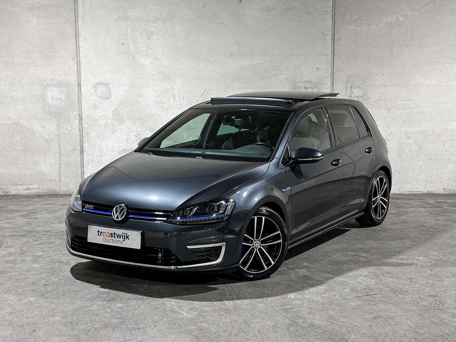 Volkswagen Golf GTE 1.4 TSI 204pk 2015 (Origineel-NL), 1-ZNB-51