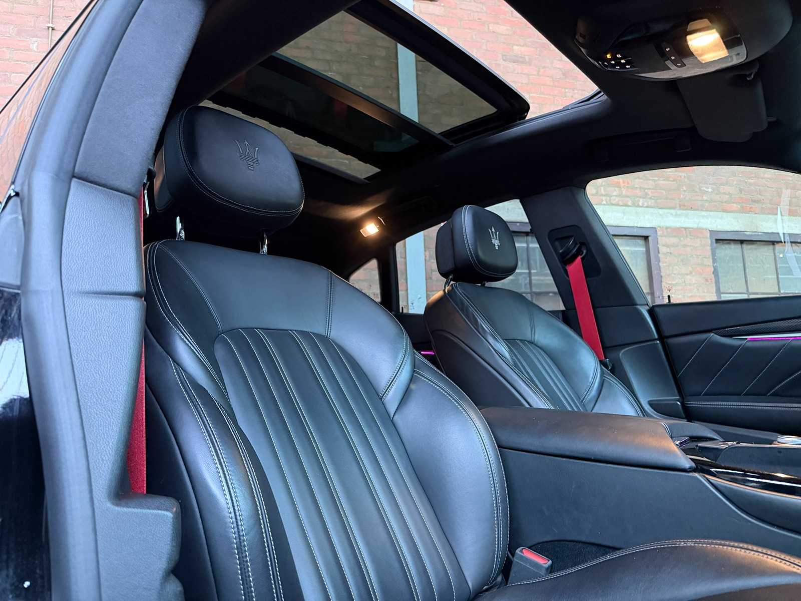 Maserati Levante 3.0 V6 AWD GranLusso 349pk 2019, T-075-PR