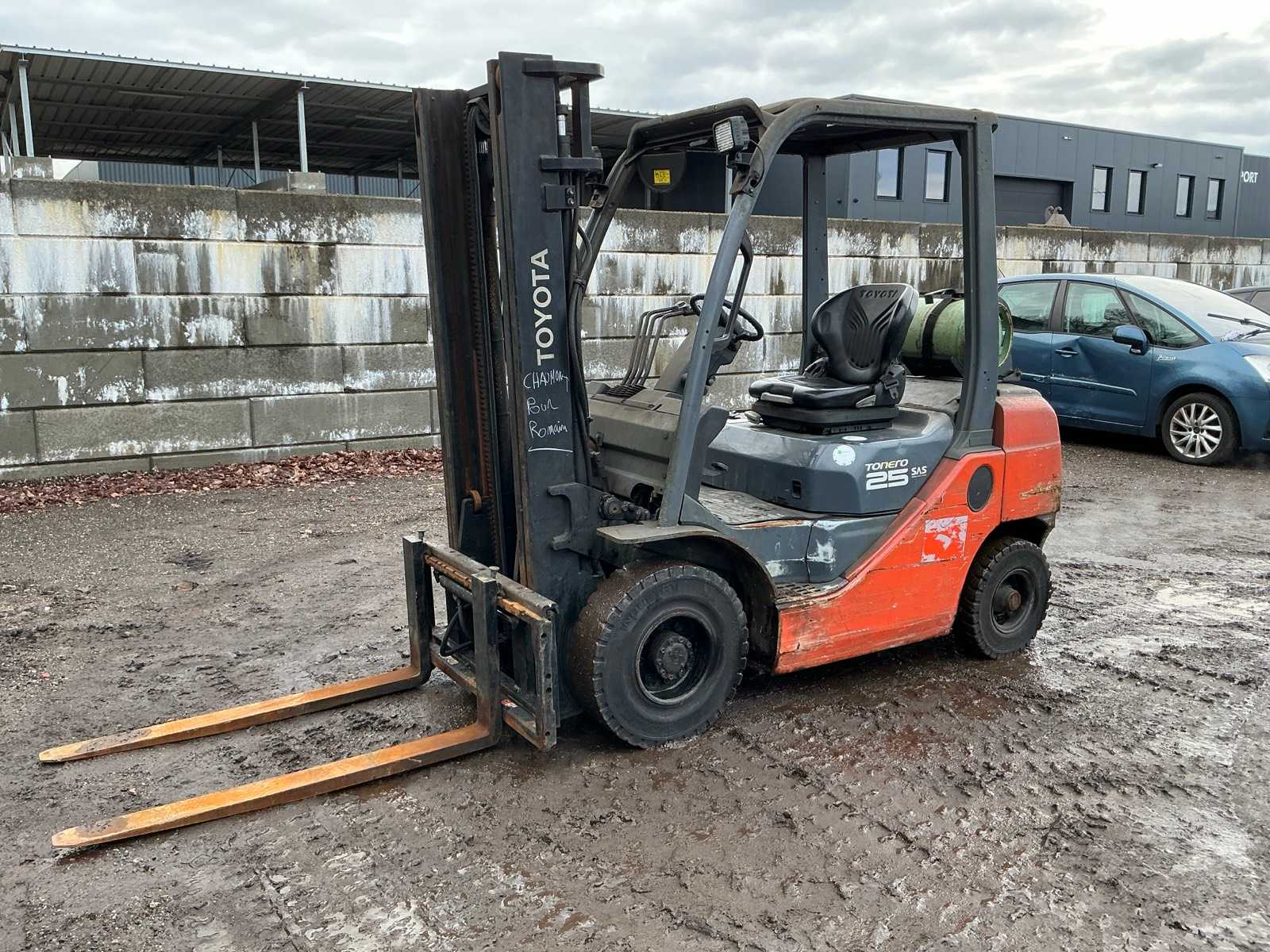 2012 Toyota 028FGF25 Forklift