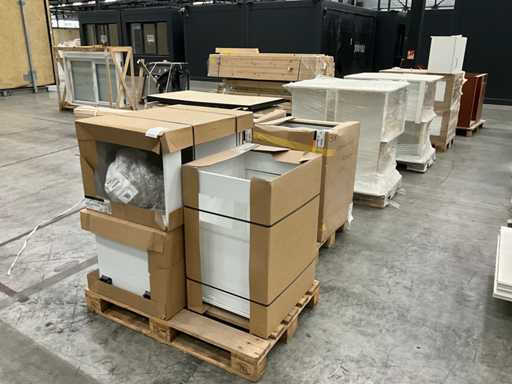 Lotto di unità da cucina e mobili