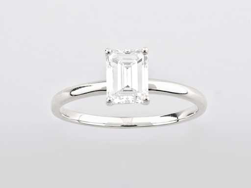 14 KT White gold Ring With 1.08 Cts Lab Grown Diamond