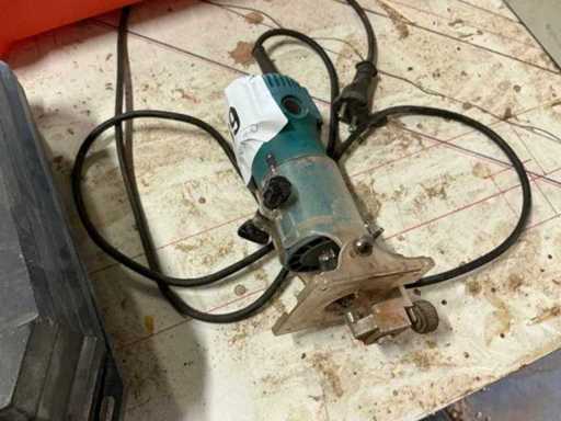 2019 Makita 3709 Kantenfreesmachine