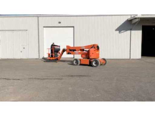 9f7ead99-f75c-4b65-b209-3cc5c58a4822.mp4