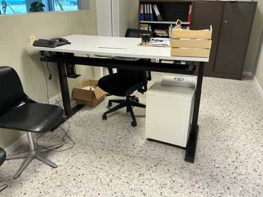 Partij kantoormeubilair