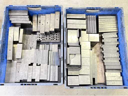   Lots of clamping pads