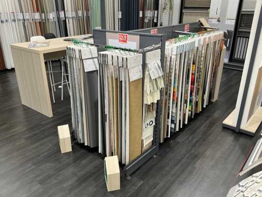 Stojak do warsztatu żelaznego