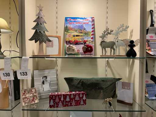 Divers matériaux décoratifs et cadeaux