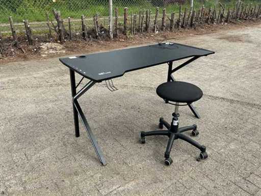 Birou de gaming ACTgaming cu scaun