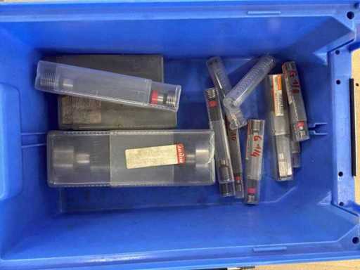 Threaded Control Pads