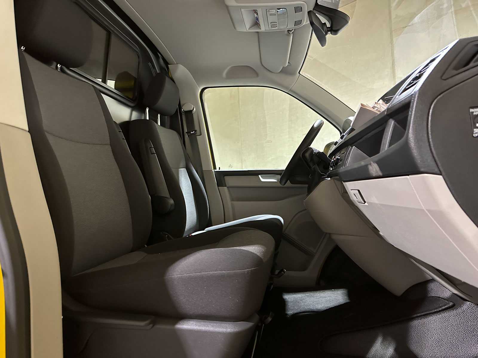 Volkswagen Transporter 2.0 TDI 148pk 2019 Bedrijfswagen, V-57-NBF