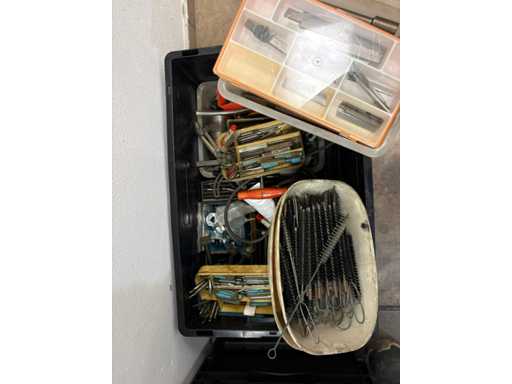 Workshop Bundle of Tapping & Turning Tools – Lathe Chisels, Taps, Reamers, Tool Holders & Accessories