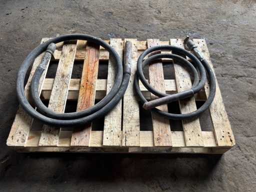   Concrete vibrator hoses