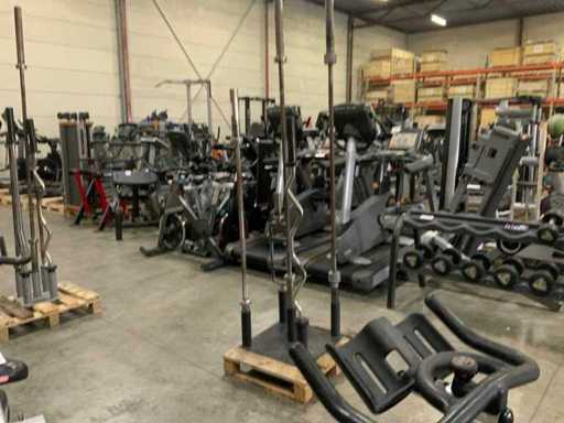 onbekend 50mm stangen met plateau 5x stang Krachtstation