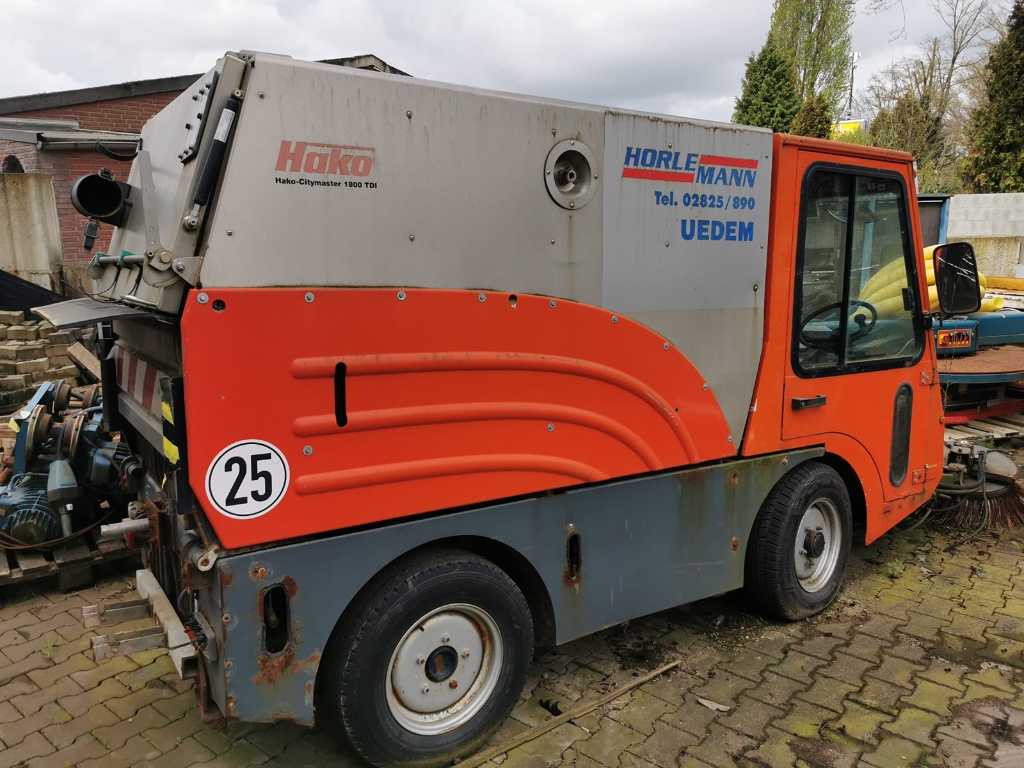 HAKO - Citymaster 1800 TDI - Veegmachine, zelfrijdend - 2002