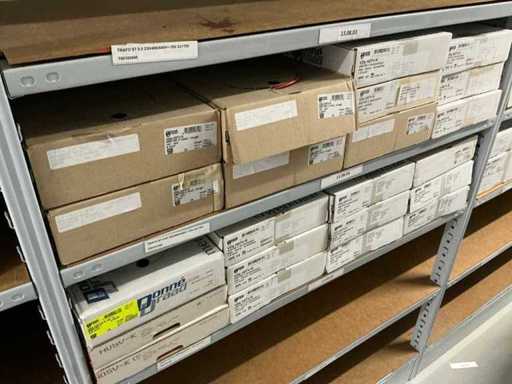 Lot de diverse sârme de instalare Donne (22x)