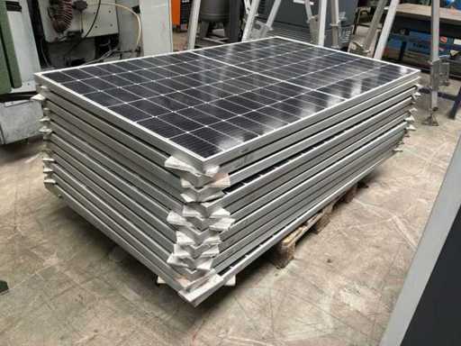 Autarco Staffel 1. MHI380 Solarpanel (11x)