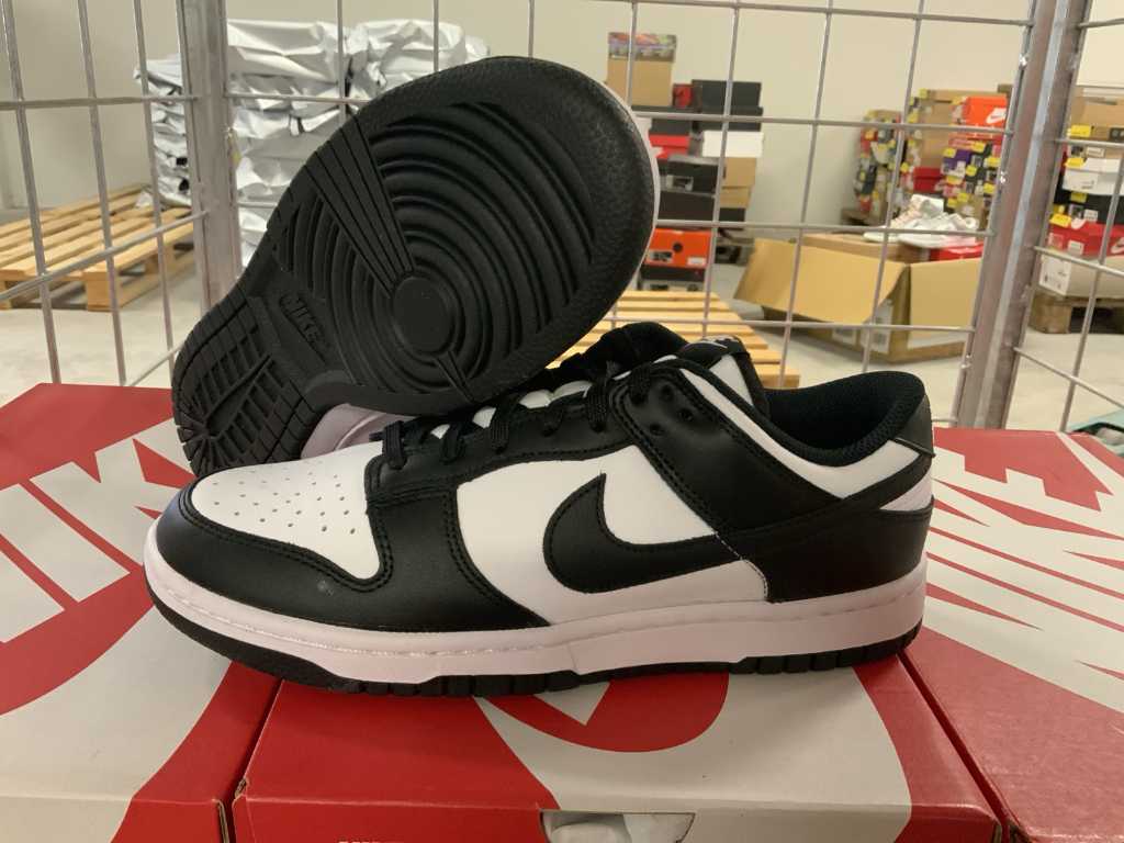 W Nike Dunk Low Panda White/Black Sneakers (12x)