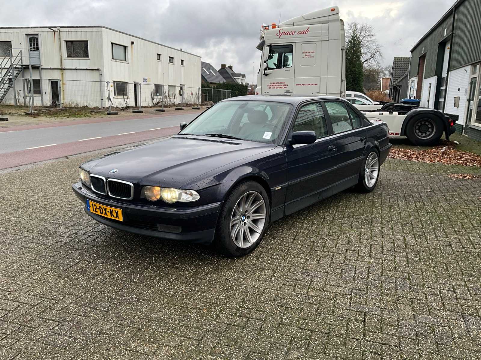 2000 BMW 7 Series 728i executive Passenger Car