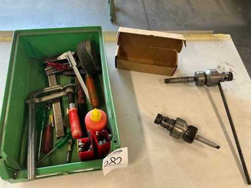 Attacco a rubinetti e vari strumenti