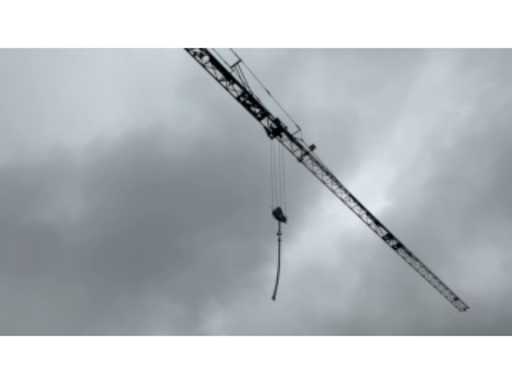 0d1a0a84-448d-4284-9692-d7be2f6dd122.mp4