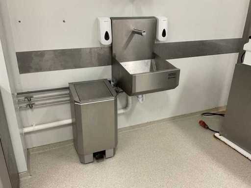 Nieros, Josto Stainless steel sink and trash can